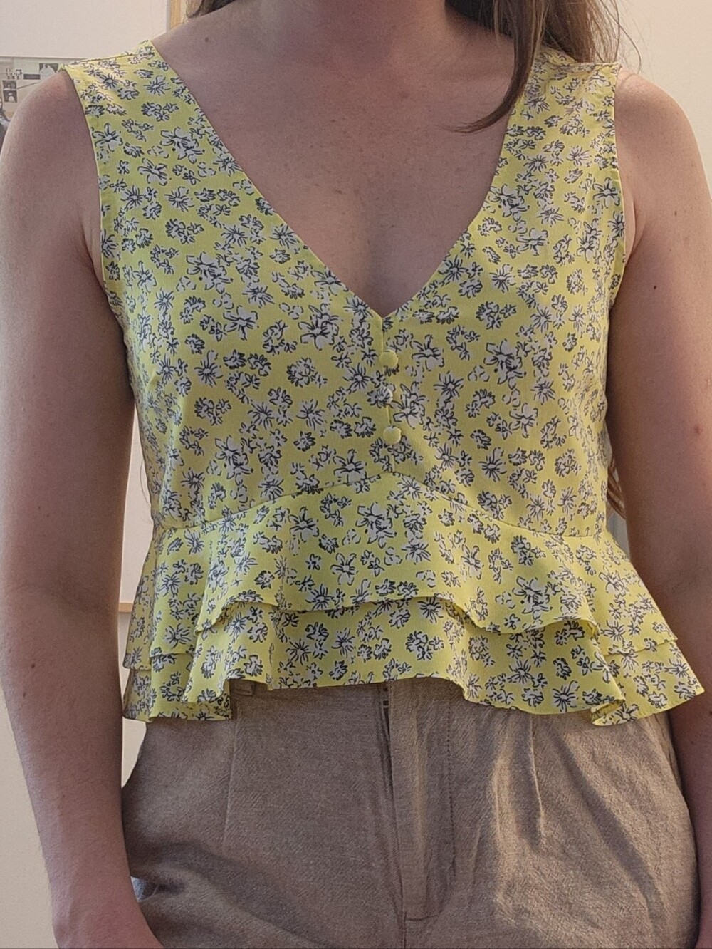Women’s Yellow Floral V-Neck Peplum Crop Top